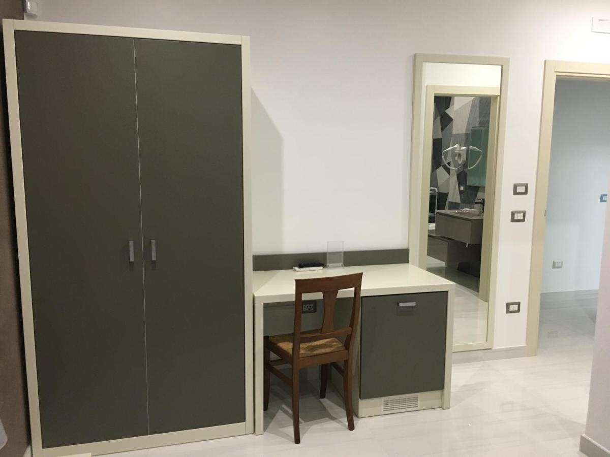 Madigans Rooms Bed&Breakfast Lecce Eksteriør billede