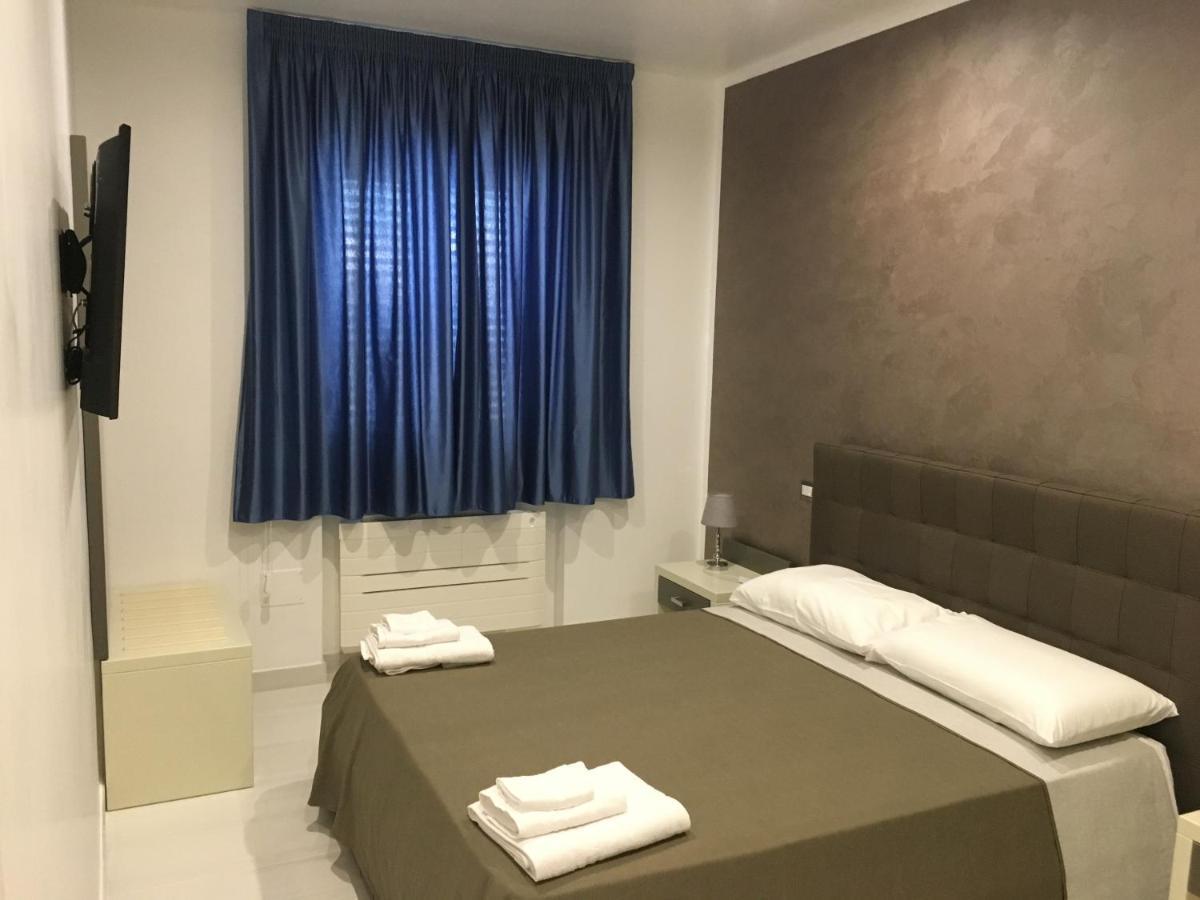 Madigans Rooms Bed&Breakfast Lecce Eksteriør billede