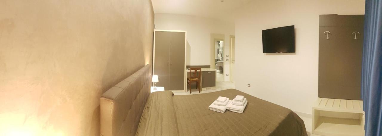 Madigans Rooms Bed&Breakfast Lecce Eksteriør billede
